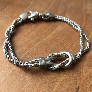 Tiffany & Co. 💎Silver Love Knot Infinity Bracelet